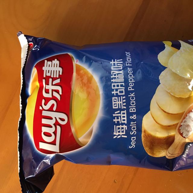 乐事海盐黑胡椒味75克袋装薯片