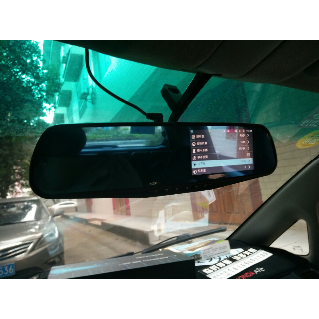 雷萨lesa 行车记录仪后视镜车载记录仪4.