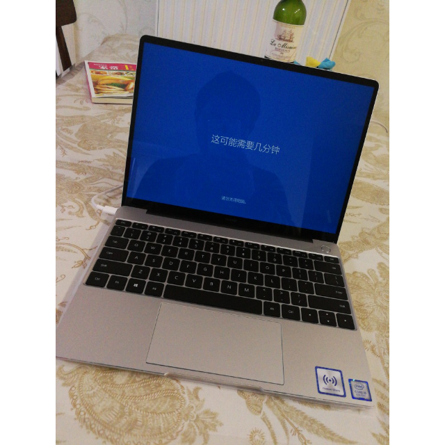 华为huaweimatebook1313英寸全面屏超轻薄本笔记本电脑i58265u8g256gb