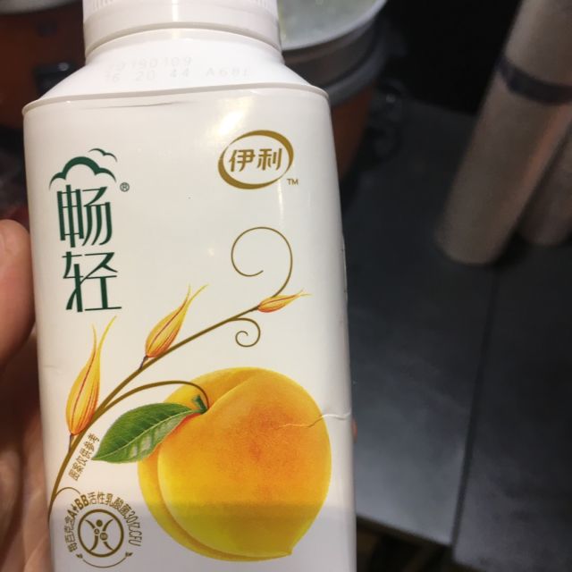 伊利畅轻风味发酵乳燕麦黄桃酸奶450g