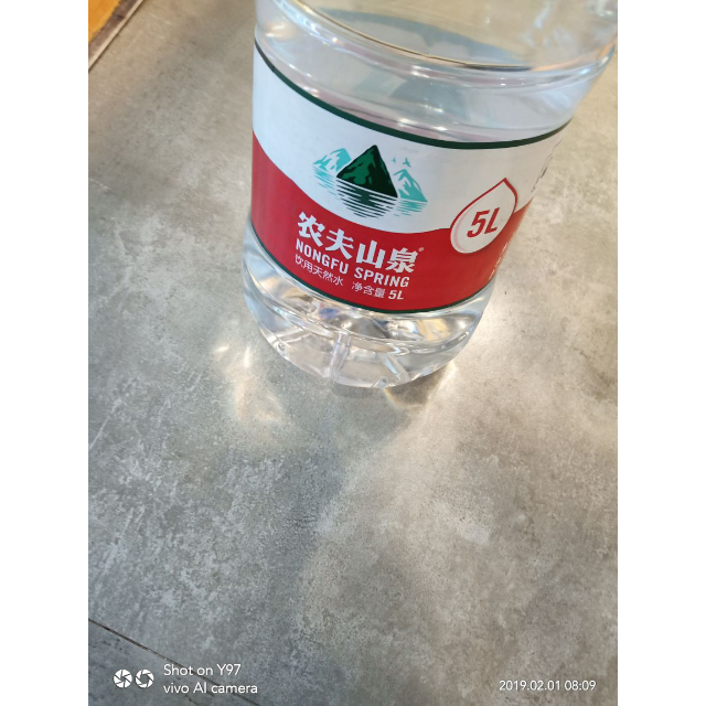 農夫山泉天然水5l