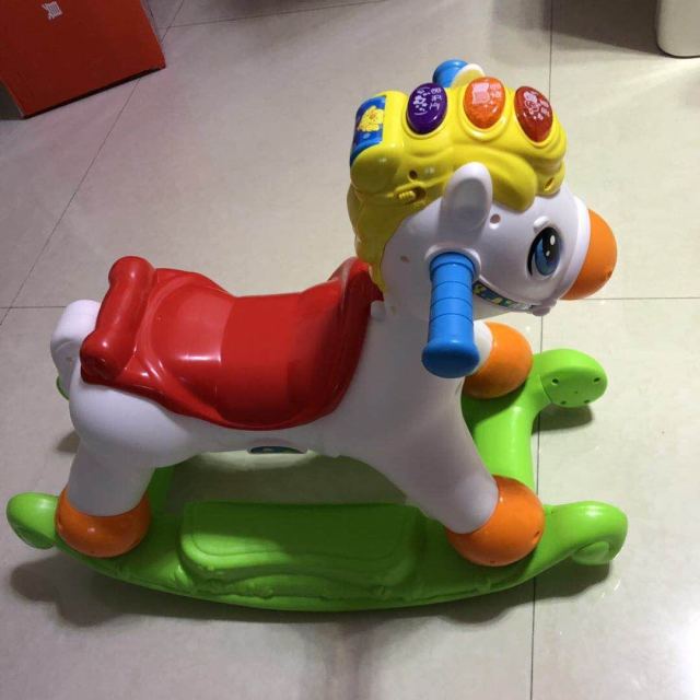 汇乐玩具huiletoys快乐摇马987儿童音乐小木马摇摇马滑行车摇摇车两用