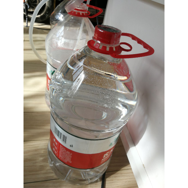 农夫山泉天然饮用水5l*4 整箱装饮用水买了一箱4瓶5升的来-苏宁易购