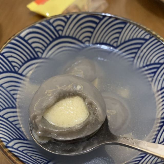 缸鸭狗榴莲汤圆