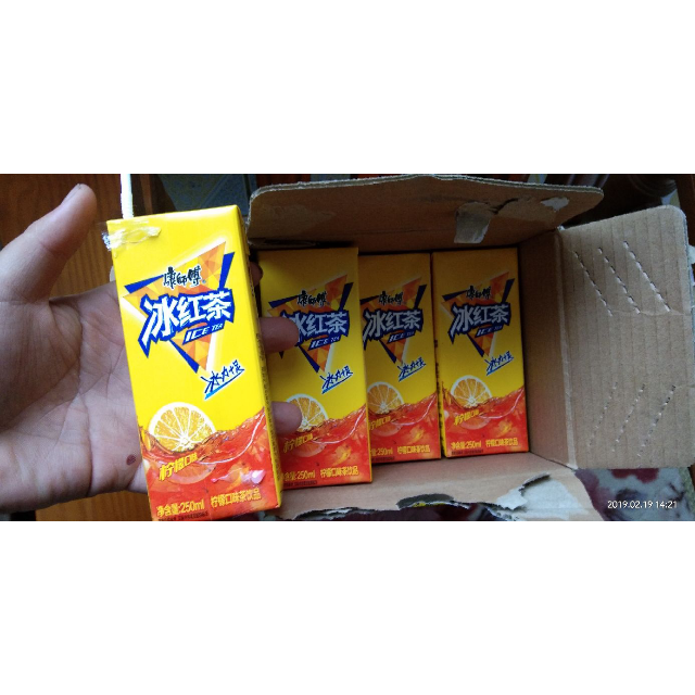康师傅 冰红茶柠檬味250ml*24包 整箱 柠檬茶饮料 聚餐家庭箱装商品