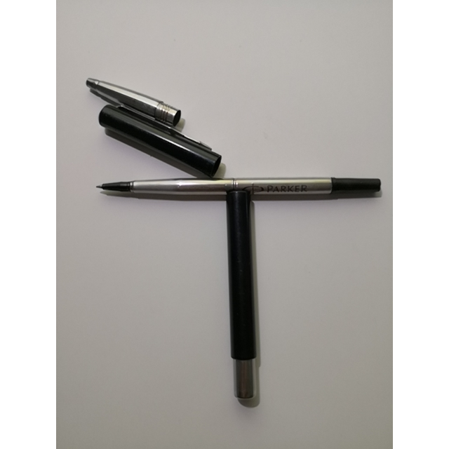 > 派克(parker)黑色宝珠笔芯商品评价 > 物品做工精细,物流很.