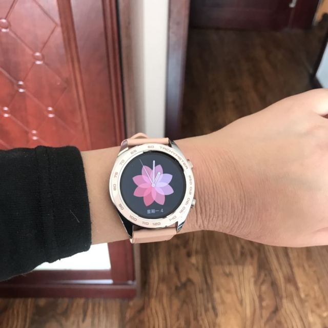 华为荣耀honorwatchdream时尚智能户外运动手表流沙杏陶瓷板实时心率