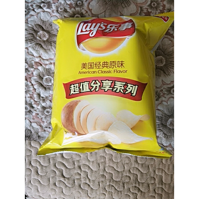 乐事(lays) 薯片 马铃薯片 美国经典原味145g袋装(休闲零食)高清大图