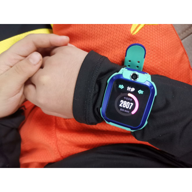 > 小天才电话手表 z5 青绿儿童智能防水gps定位4g全网通视频手表商品