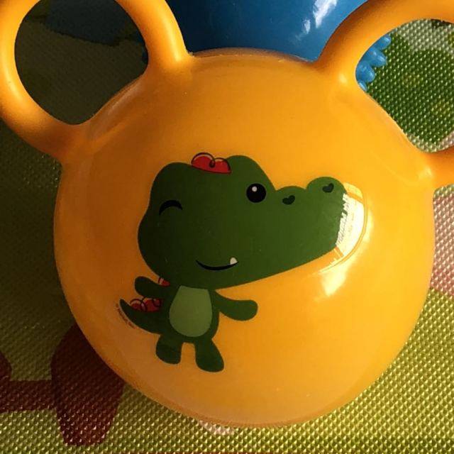 > 费雪fisher-price 拉拉摇铃球宝宝婴幼儿玩具 款式颜色随机发货 f
