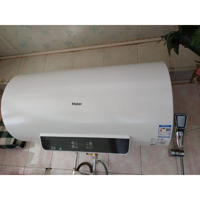 haier海尔电热水器ec6001gc60升1级能效健康抑菌双管速热安全防电墙