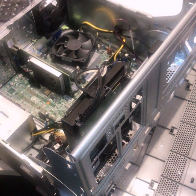 联想lenovogeekpro英特尔酷睿i5创意设计游戏台式电脑主机i594008gb