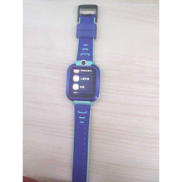 > 小天才电话手表xtc z5q 青绿商品评价 > 很高端,孩子带了,朋.