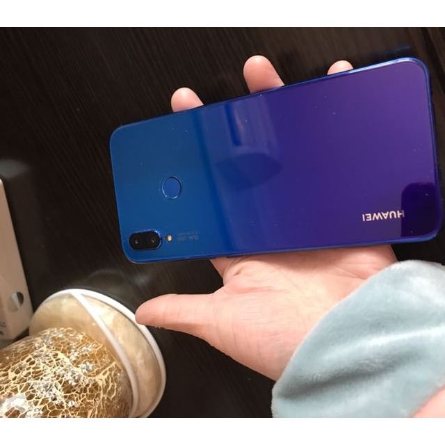 华为huaweinova3i全面屏ai智慧四摄6gb128gb蓝楹紫移动联通电信4g全