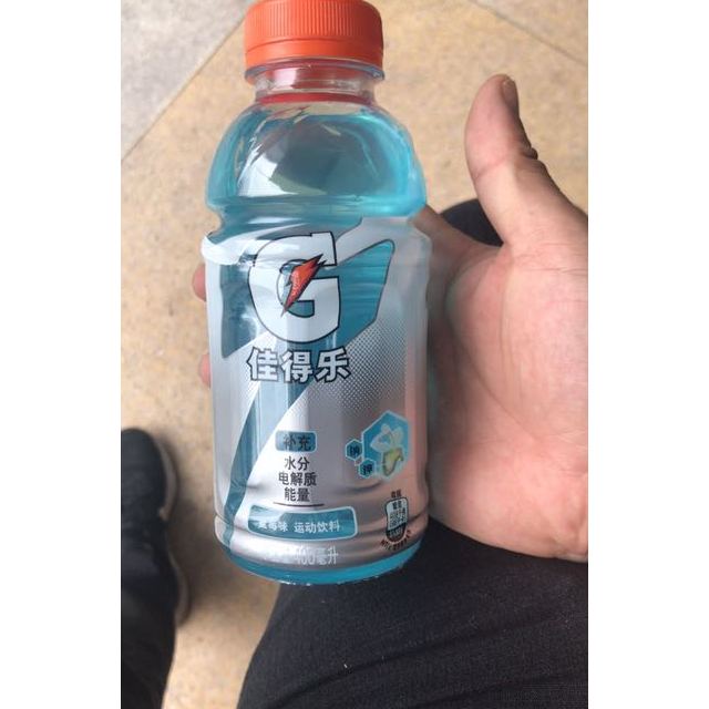 > 佳得樂 gatorade 藍莓味運動飲料400ml*15瓶 百事可樂出品商品評價