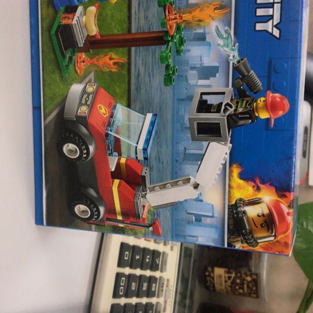 > lego乐高 city城市系列 烧烤失火救援60212 积木玩具商品评价 >