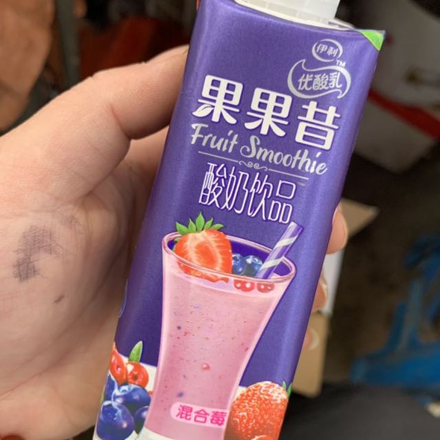 伊利果果昔酸奶饮品210g12盒