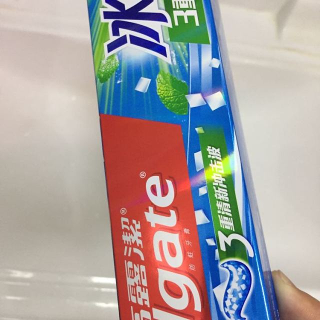 高露洁colgate冰爽薄荷牙膏180g