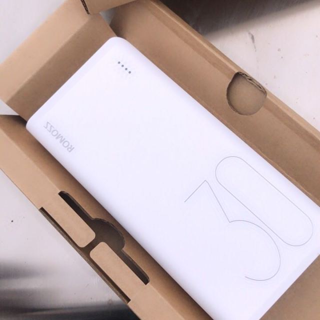 romoss/罗马仕 sense 8 30000毫安大容量移动电源手机通用充电宝聚合