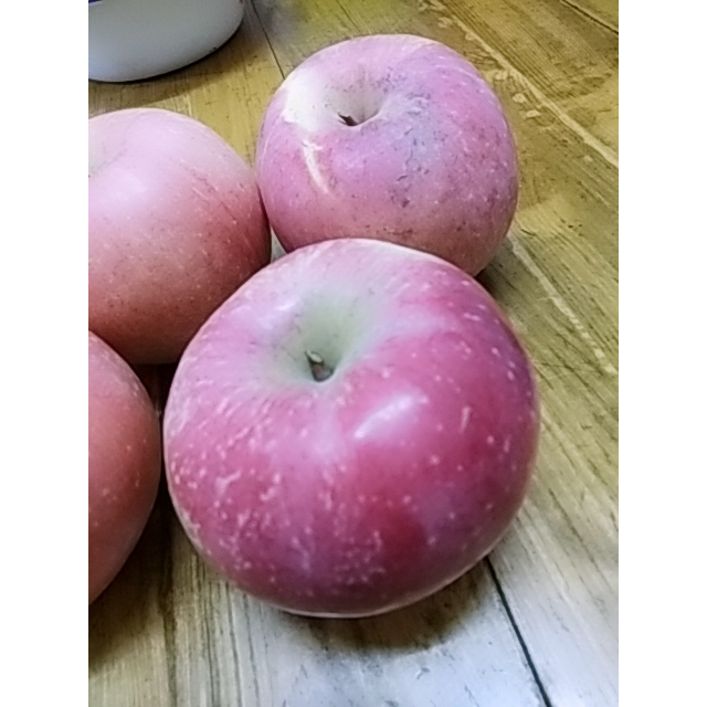 > 80苹果 (来发缘)商品评价 > 香甜可口水分足.