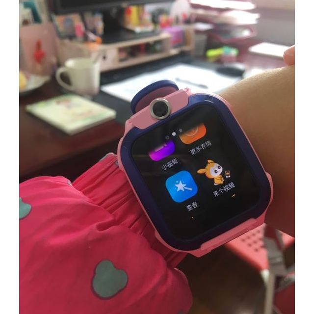 > 小天才电话手表 z5 青粉儿童智能防水gps定位4g全网通视频手表商品