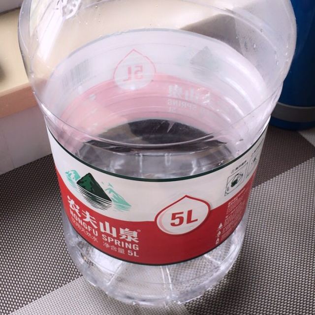 農夫山泉天然飲用水5l4整箱裝