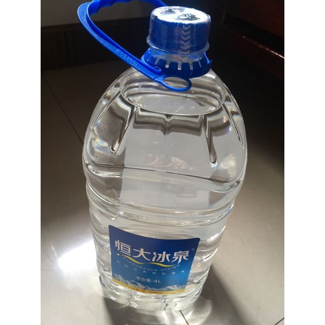 恒大冰泉4l4家庭会议桶装水天然矿泉水