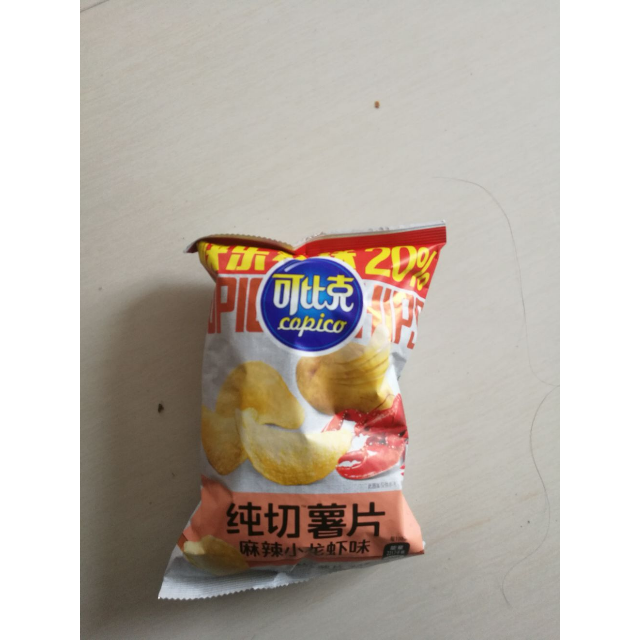 可比克膨化食品纯切薯片70g麻辣小龙虾味