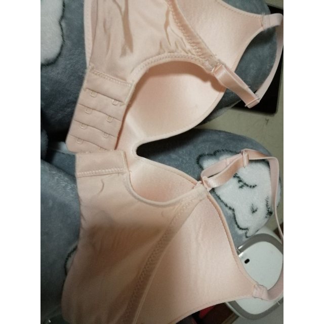 > 珀依兰 夏季无钢圈薄款文胸罩 光面一片式女睡眠内衣_927_78 肤粉色