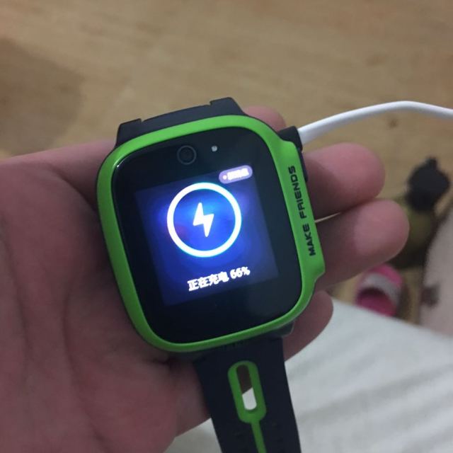 > 小天才儿童电话手表xtc z2s 苹果绿 智能防水视频通话4g定位商品