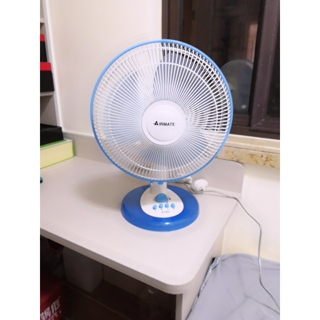 迷你12寸静音风扇摇头静音迷你小台扇床头小风扇台扇高清大图|实物图