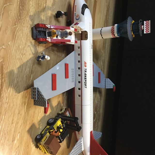 古迪gudi积木拼装拼插男孩益智飞机客机组装模型玩具小颗粒大型客机