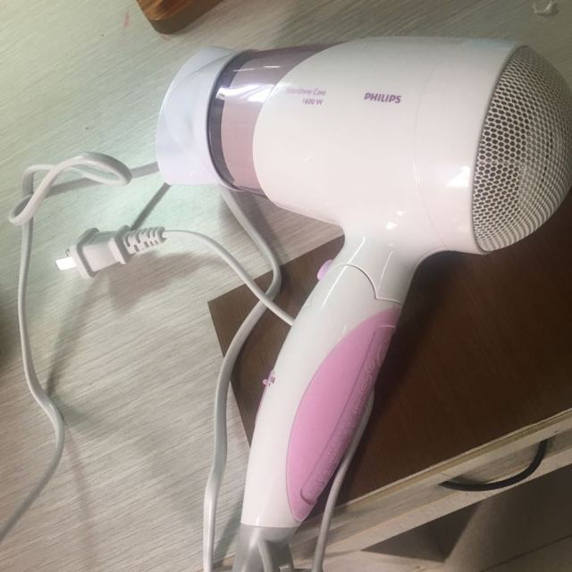 飞利浦philips电吹风hp8200小吹风筒1600w可折叠手柄大功率吹风机家用
