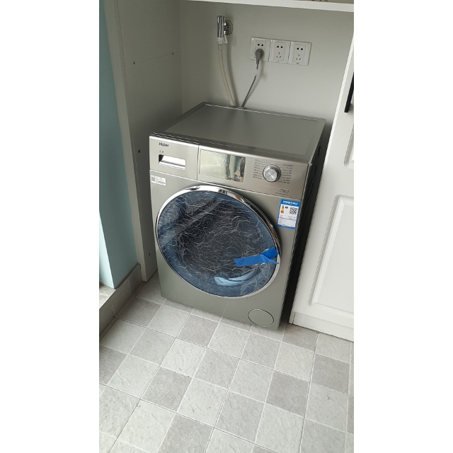 海尔(haier)xqg100-b14876lu1 10公斤大容量 纤薄 直驱变频 全自动