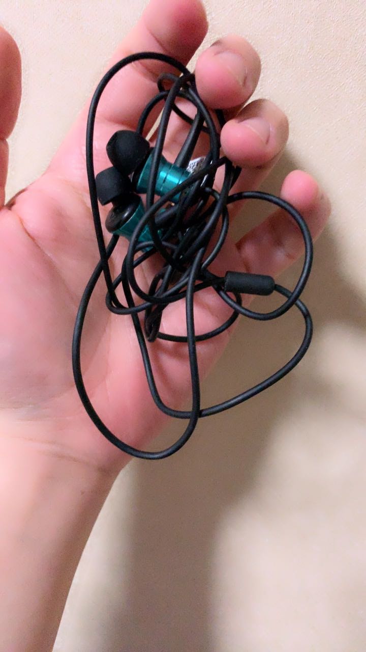 1more/万魔 e1009入耳式耳机电脑手机通用带线控重低音耳塞式耳麦低音