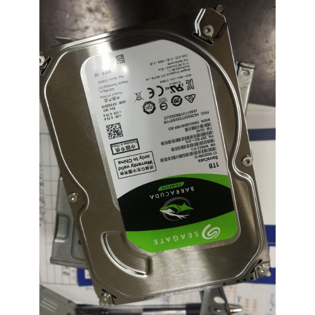 希捷seagate酷魚系列1tb7200轉64m緩存臺式組裝機電腦機械硬盤