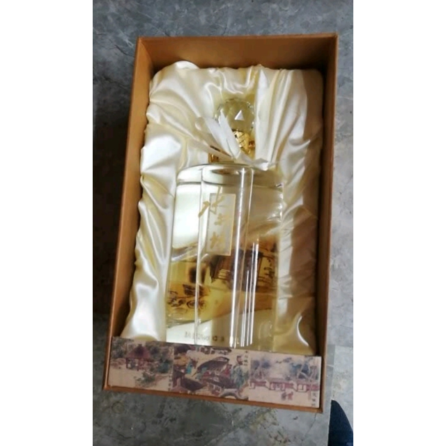 > 水井坊酒 画卷装 52度 1000ml 浓香型白酒商品评价 > 很好,送货速度