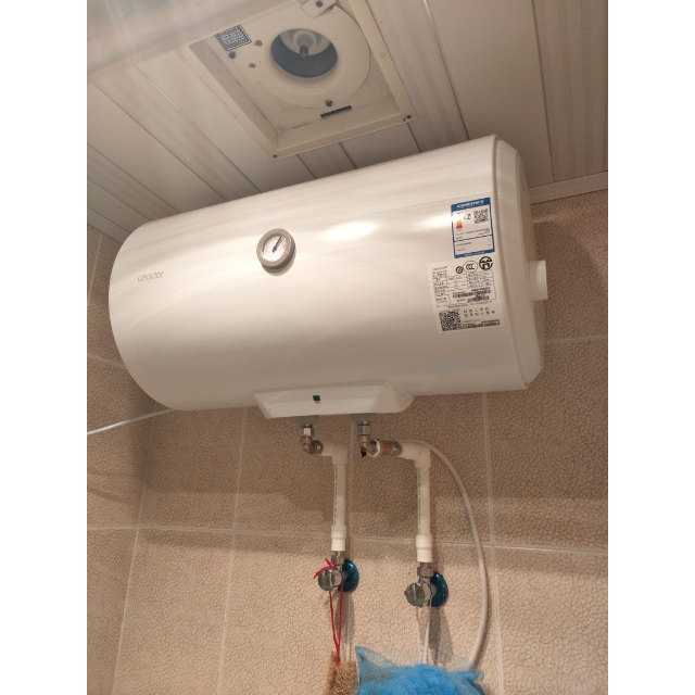 海尔统帅les40hlc2e40升专业防电墙电热水器海尔荣誉出品