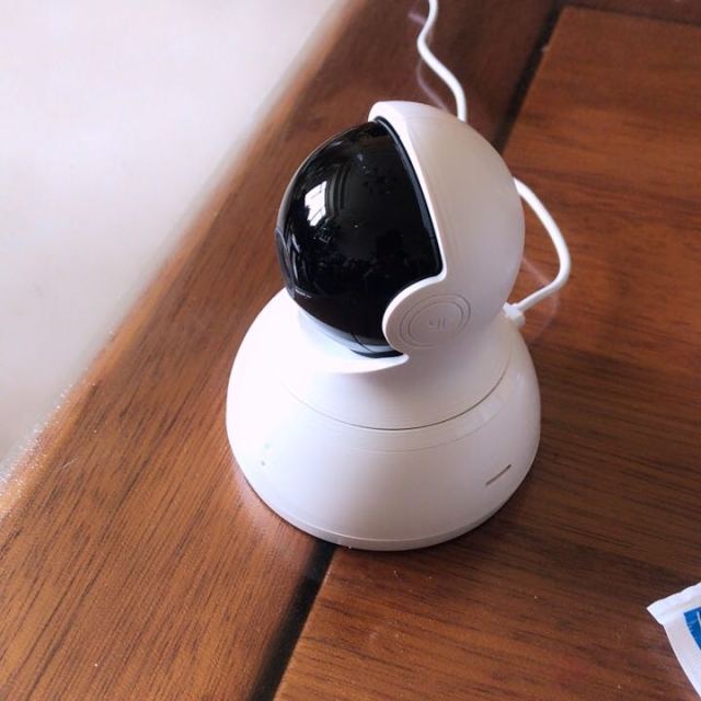 小蚁yi云台智能夜视高清摄像机摄像头白色360度旋转家用云台wifi远程