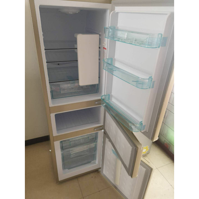 日樱(riying)bcd-178 178升三门冰箱 小型家用 租房宿舍 冷藏冷冻 电