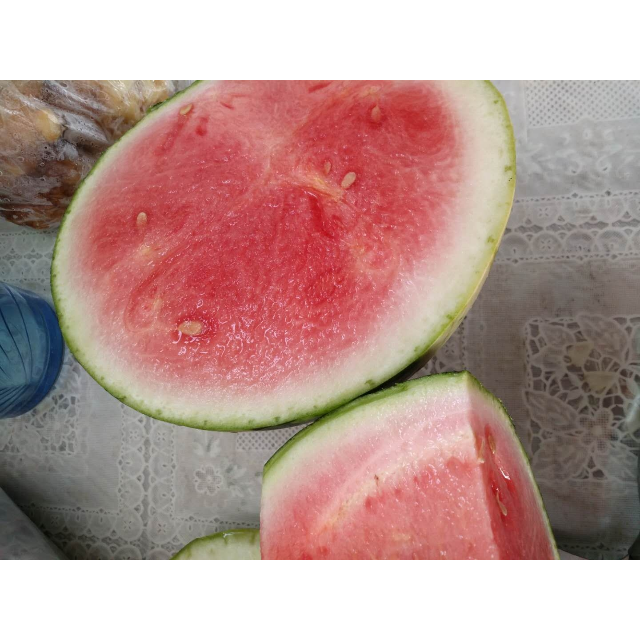 展卉 国产西瓜1个 约2.5kg 新鲜水果瓜类生的,不甜,歪瓜,没-苏宁易购