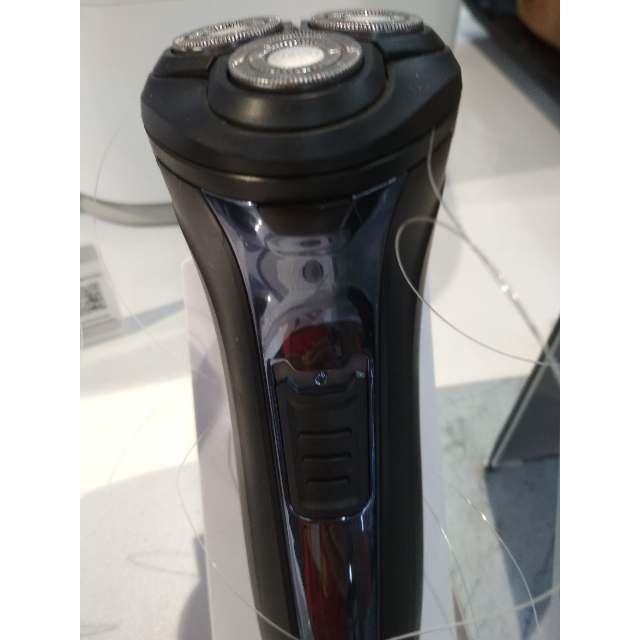 > 飞科剃须刀fs306商品评价 > 非常好,实用