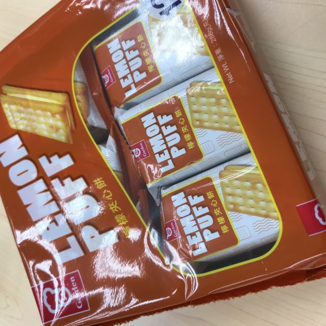 嘉顿牌柠檬夹心饼独立12包装 250克进口饼干包装稳扎,没有破损,-苏宁