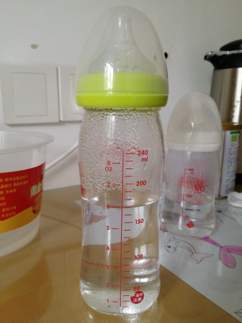 贝亲(pigeon)母婴幼儿童自然实感宽口径玻璃奶瓶240mlaa70 适用于3个