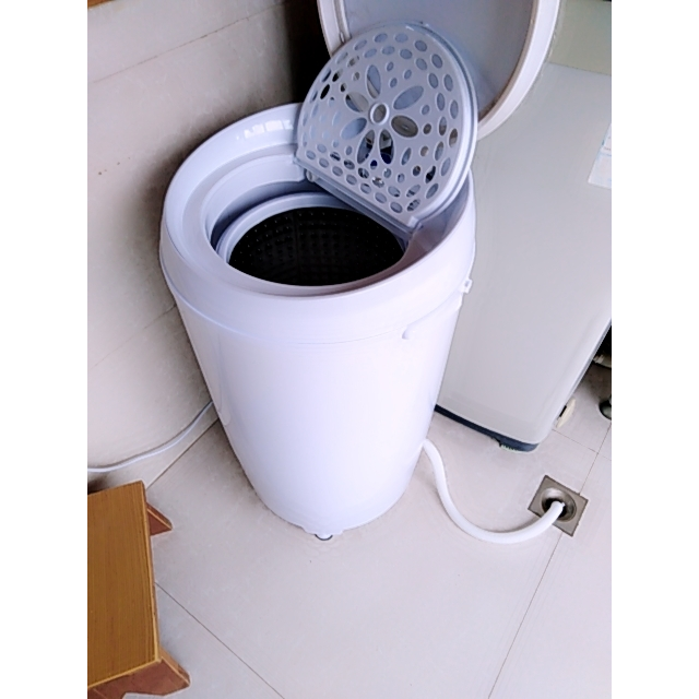 樱花sakura10公斤脱水机甩干机迷你干衣机甩干桶家用不锈钢干衣机白色