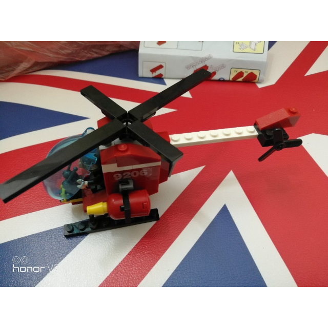 直升机9206小颗粒塑料积木礼盒 6-14岁 50-100块 兼容乐高积木玩具