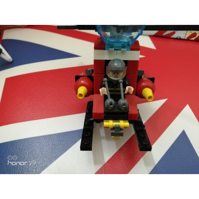 直升机9206小颗粒塑料积木礼盒 6-14岁 50-100块 兼容乐高积木玩具