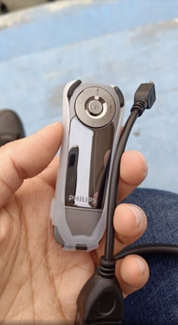 飞利浦(philips)sa1208mp3mp4迷你随身听便携式学英语学生版小型无损