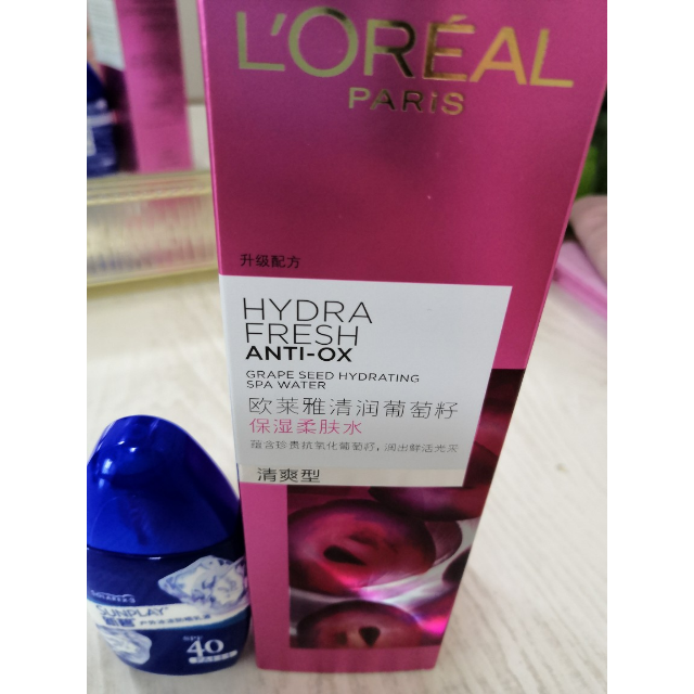 歐萊雅(loreal)清潤葡萄籽保溼柔膚水 清爽型 130ml 爽膚水(升級配方