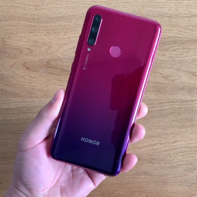 华为/荣耀(honor)20i 6gb 64gb 渐变红 移动联通电信4g全网通 3200万